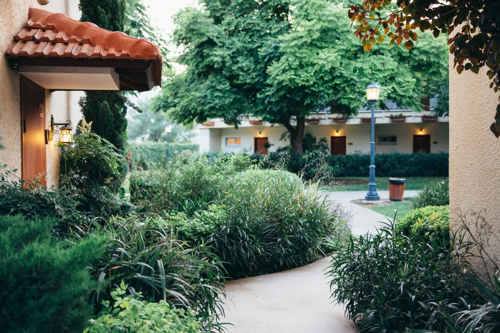 Pastoral Hotel - Kfar Blum