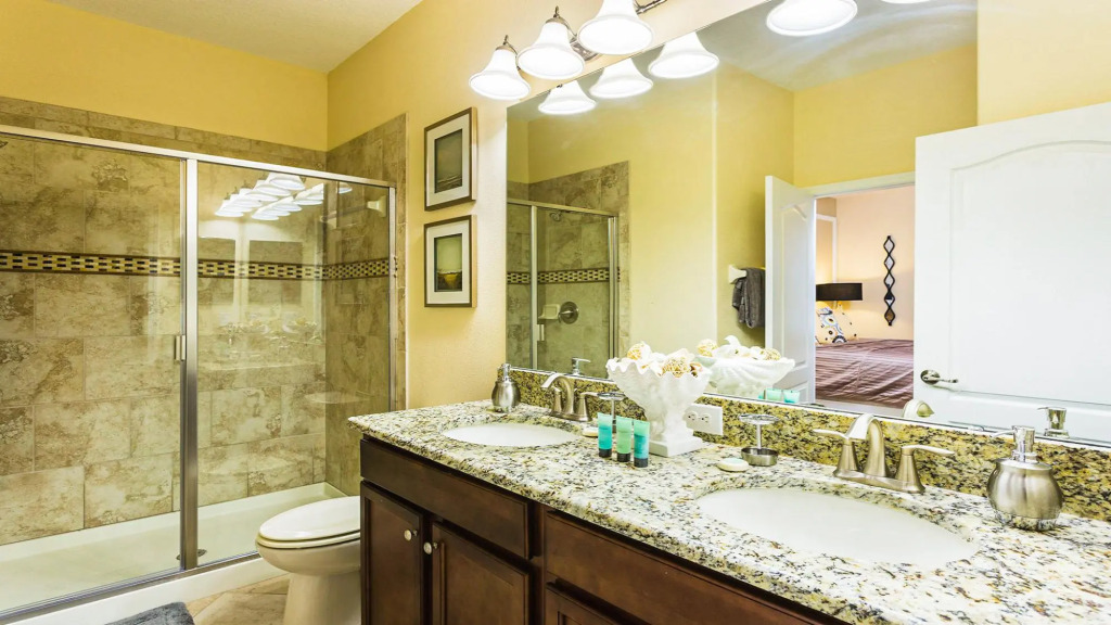 8BR Disney Home w Pool SPA Theater Near Clubhouse