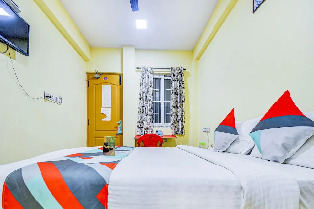 The Avenue Suites by FabHotels