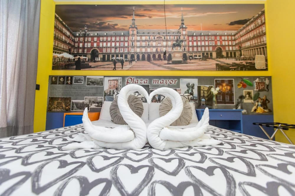 Jc Rooms Puerta Del Sol