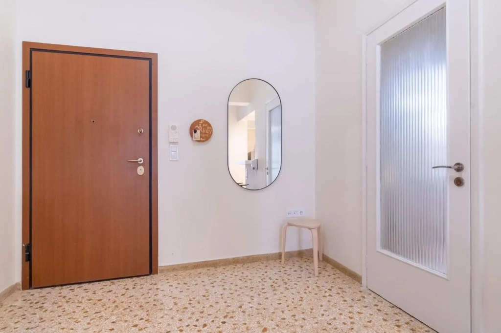Suite 01-02-03 - Smart Cozy Suites - In the heart of Athens - 9 minutes from metro