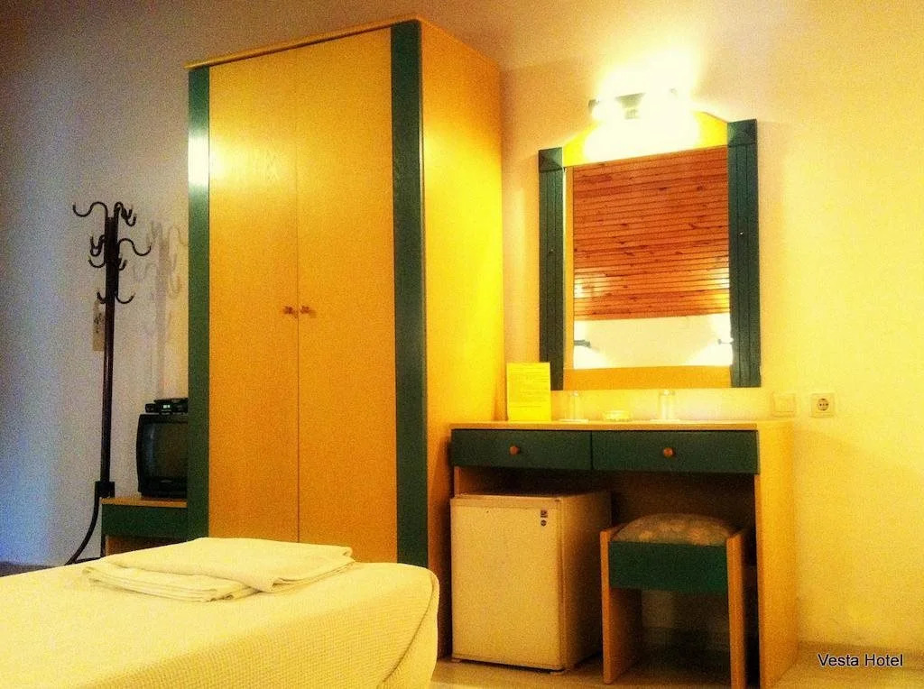 Vesta Hotel