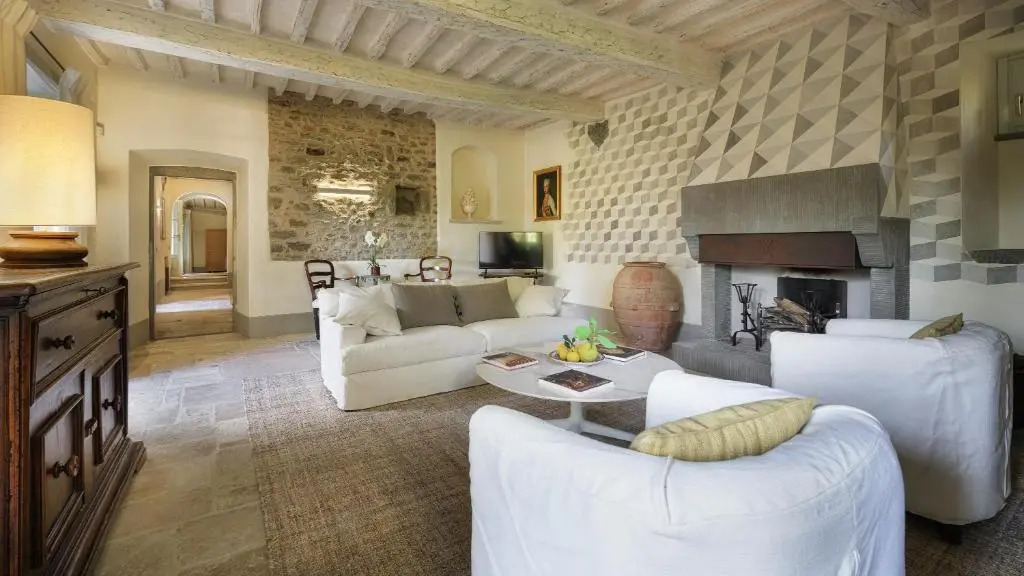 VILLA METELLIANO 10, Emma Villas