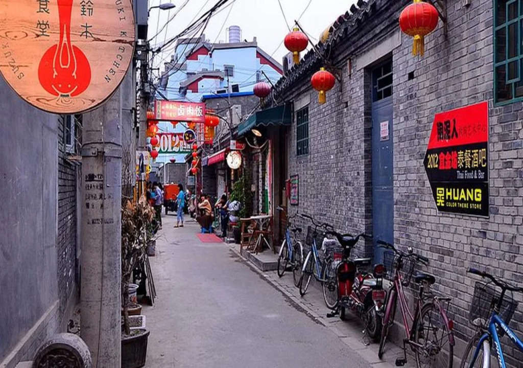 Peking Garden Youth Hostel-Houhai&Nanluoguxiang&Drum tower-Cafe&Bar&Movie night&Social area&Rooftop