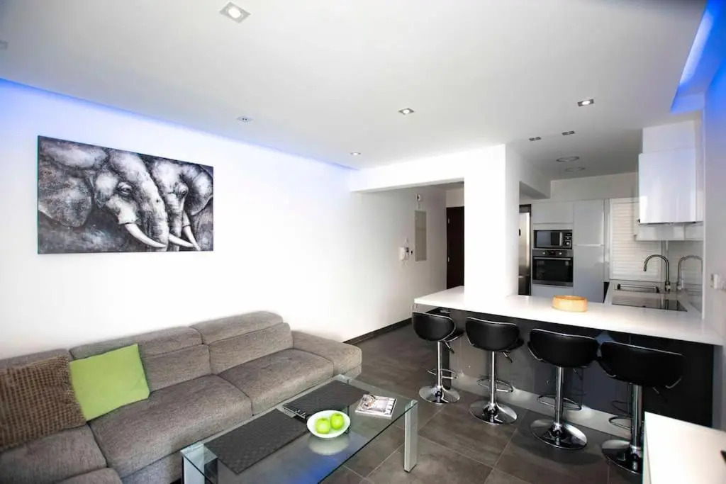 Executive apt Nicosia Center free parking/wifi