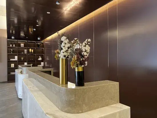 HomeinnsPlus Hotel (Shanghai Dishui Lake Port)