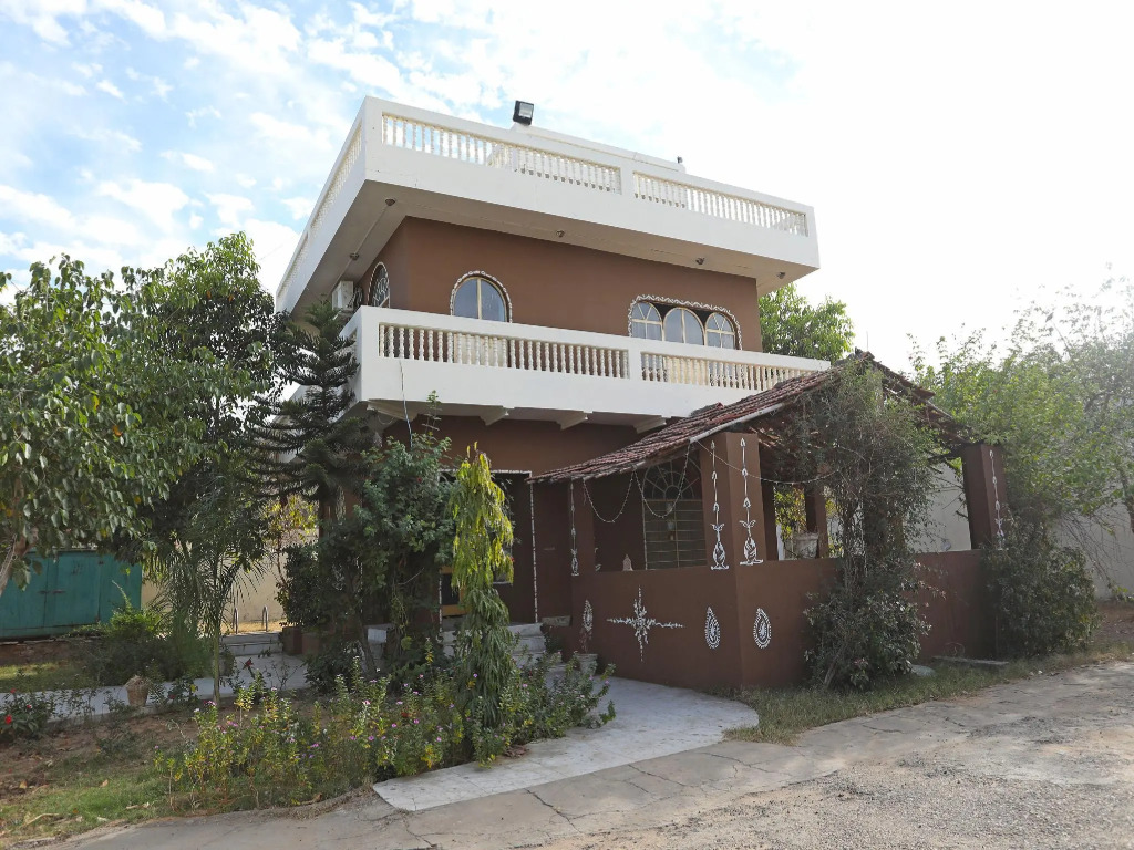 OYO 10936 Rajasthan Resort