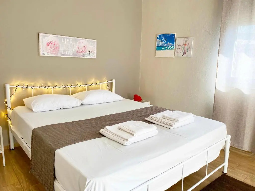 Villa Kenzo 30 metres from the beach