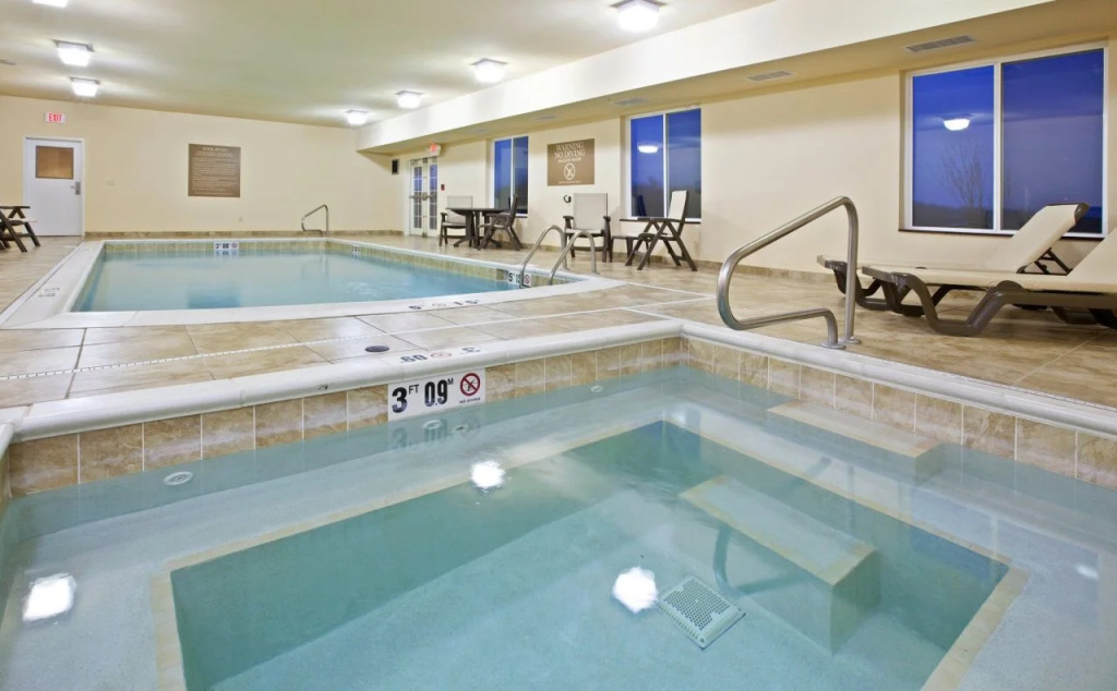 Holiday Inn Express and Suites Jasper