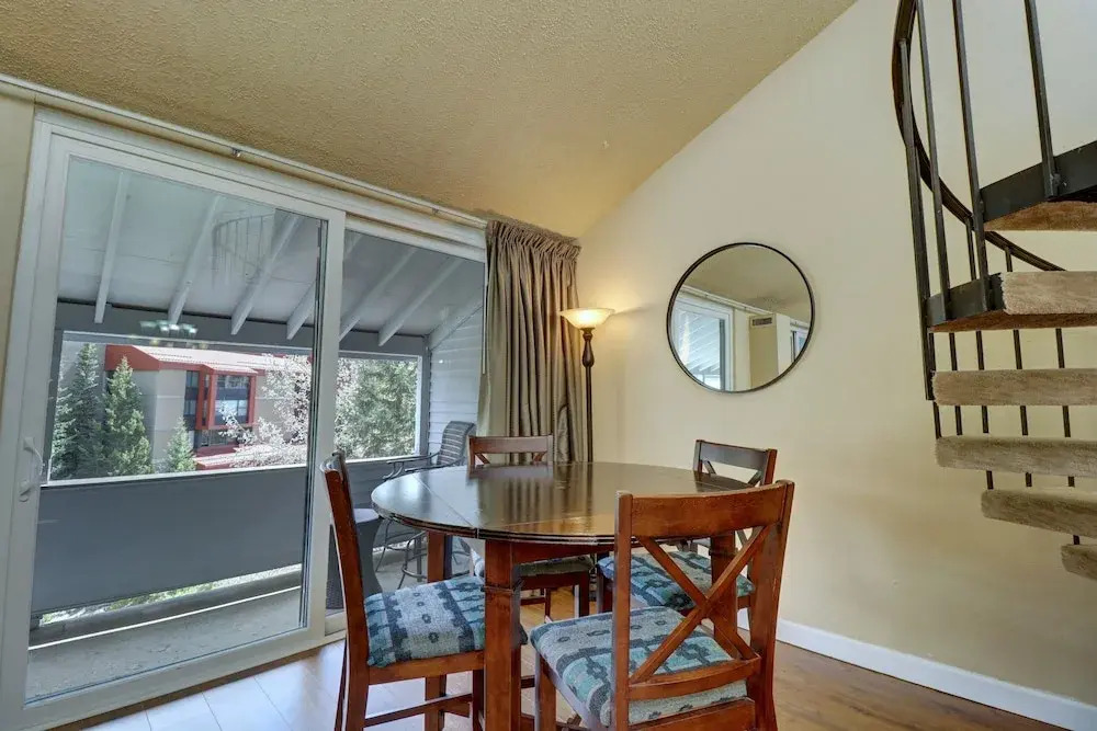 Sb206 Snowbridge 2br 2ba 2 Bedroom Condo by Redawning