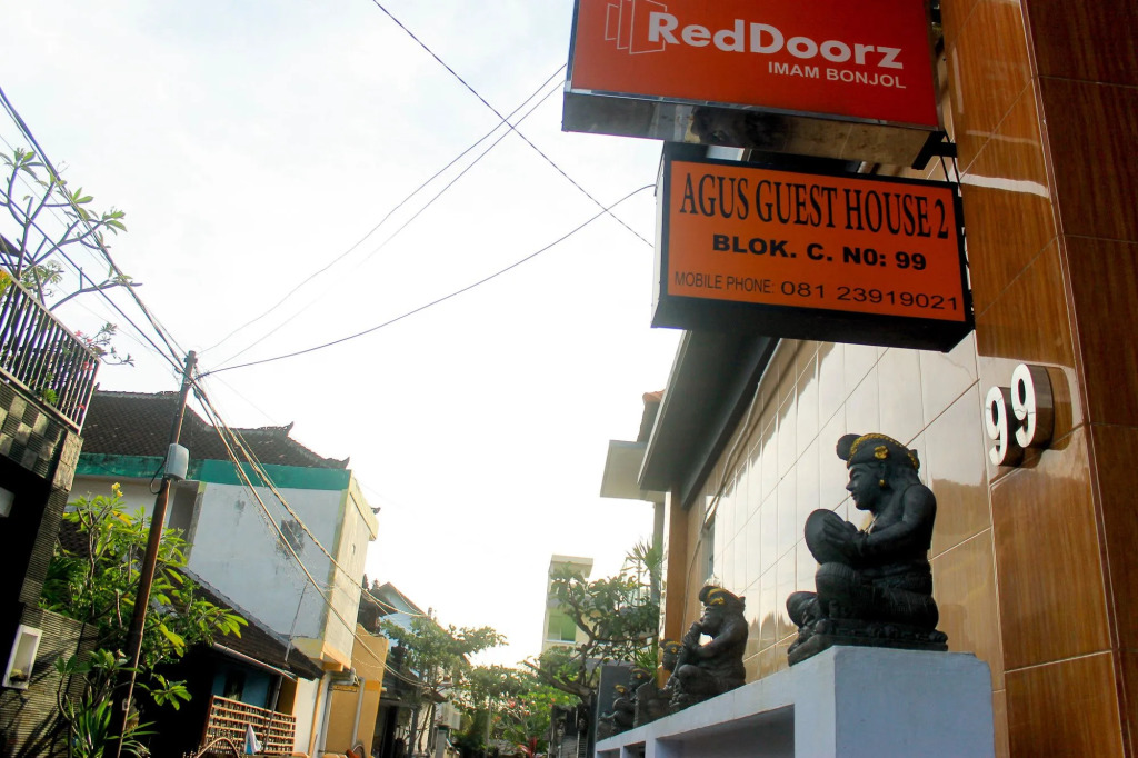 Agus Guest house Sunset Road
