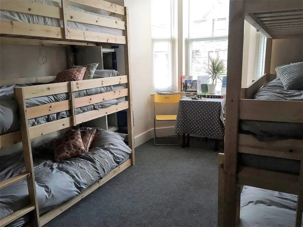 CellB - Hostel