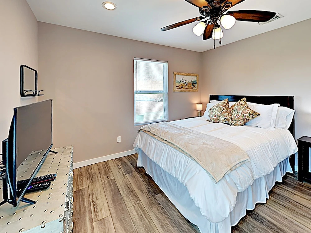 New Listing! Brand-new On The Bay W/ Deck 2 Bedroom Home