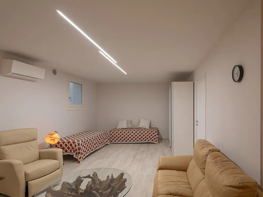Spacious Stay in Montelupone