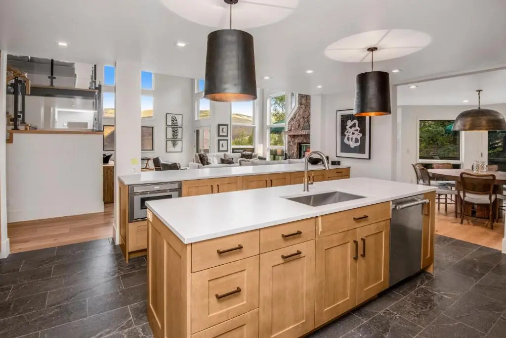 Modern Beaver Creek Private House
