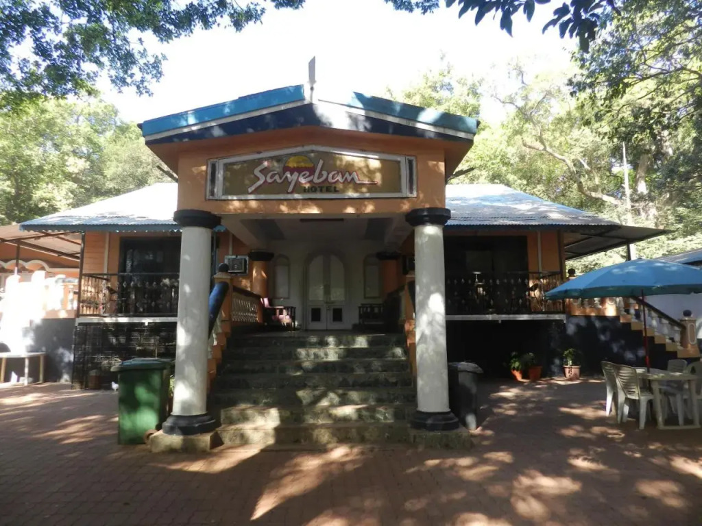 Royal Hotel