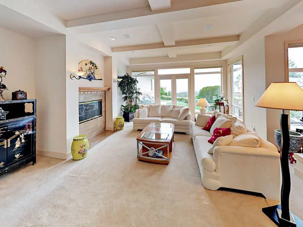 14341 SE 84th CT Home 5 Bedrooms 3.5 Bathrooms Home