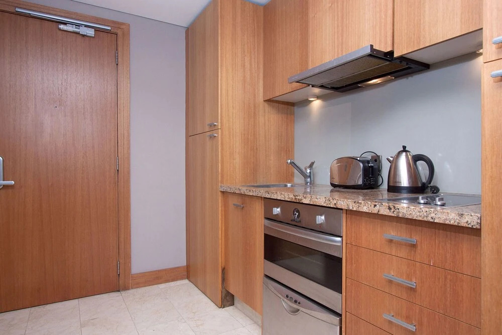 QV Spacious City Apartment - 737