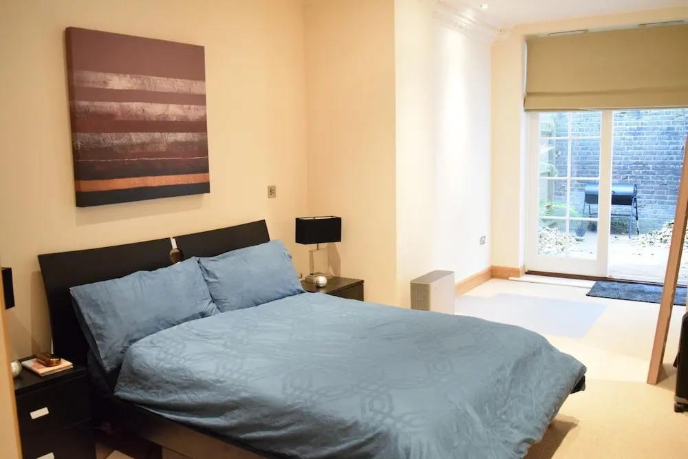 Spacious 1 Bedroom Apartment