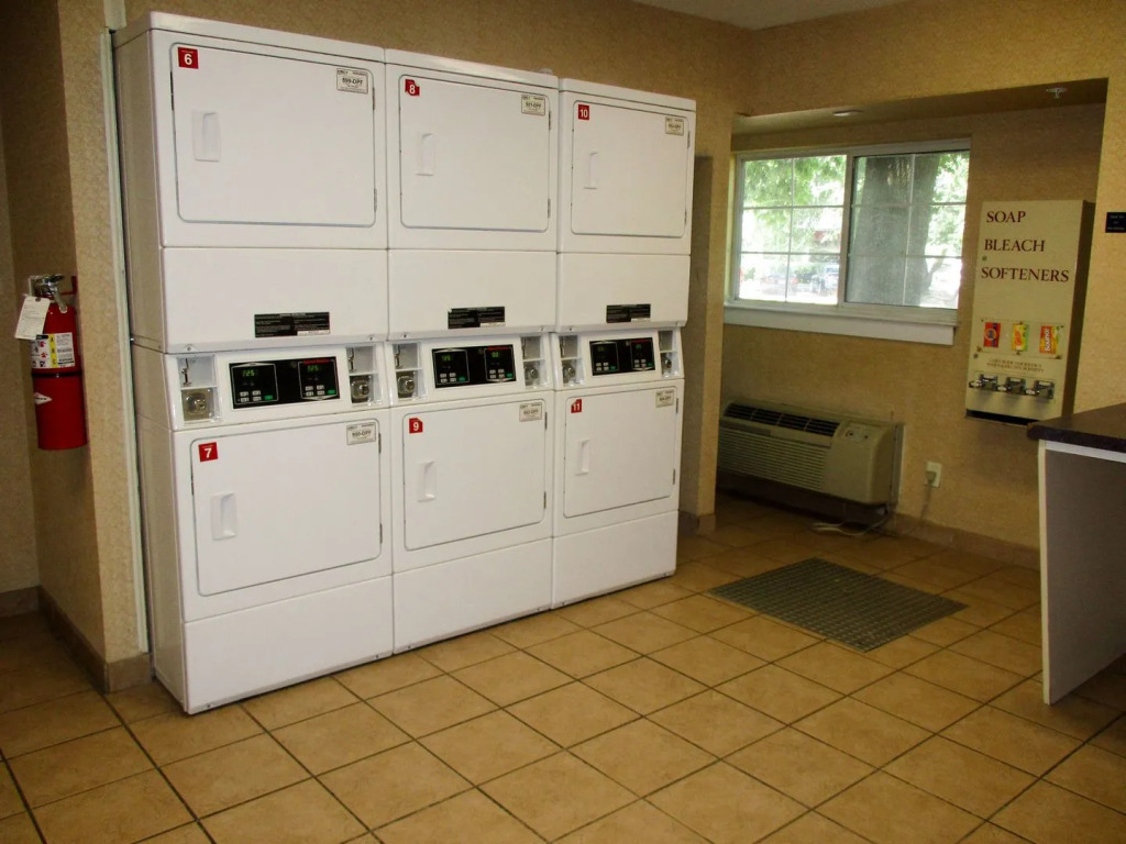 Studio 6 Extended Stay - Hampton, VA - Langley AFB Area