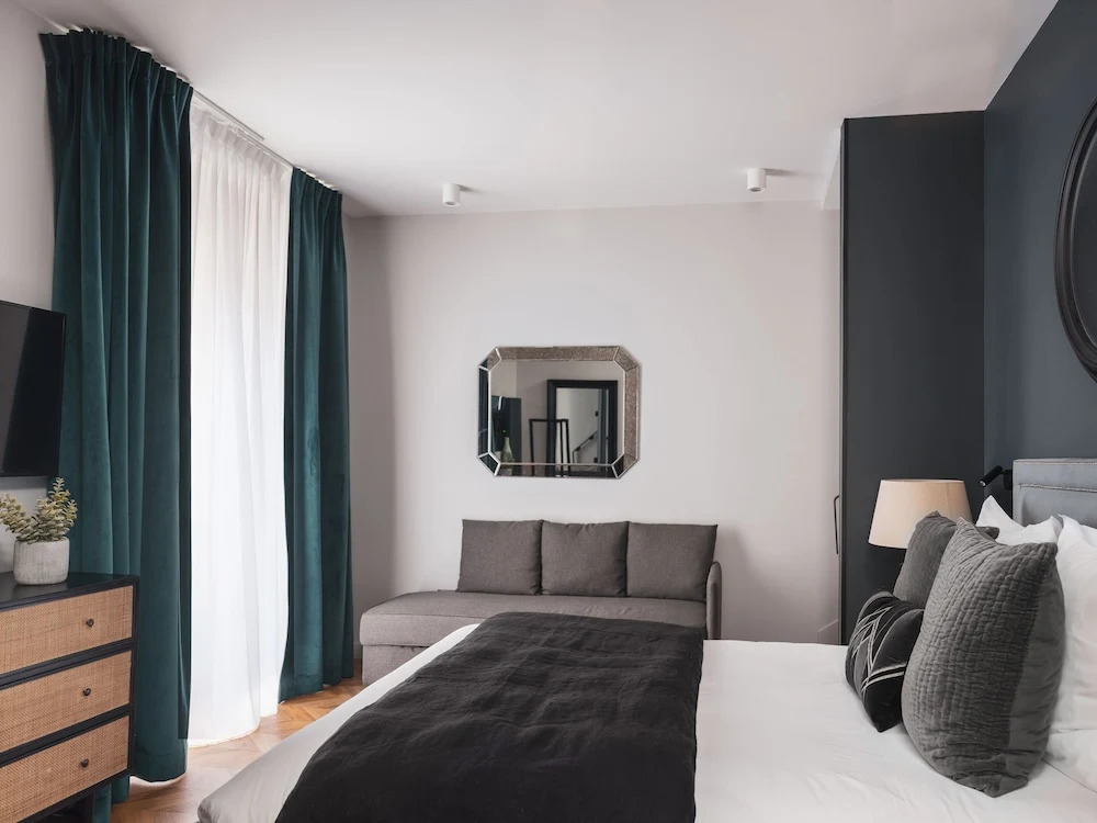 Appartements Place Royale - Maisons du Monde Hôtel & Suites