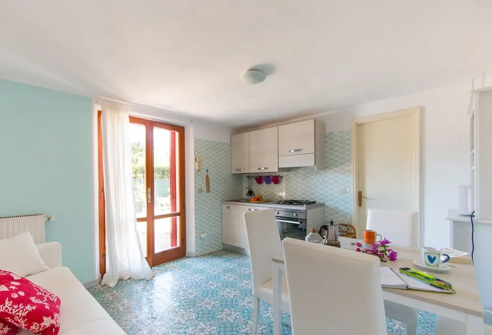 Villa Giolù a pochi passi dal mare
