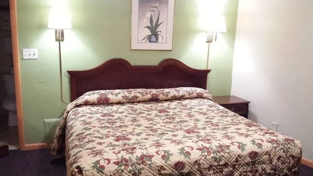 Happy Journey Motel