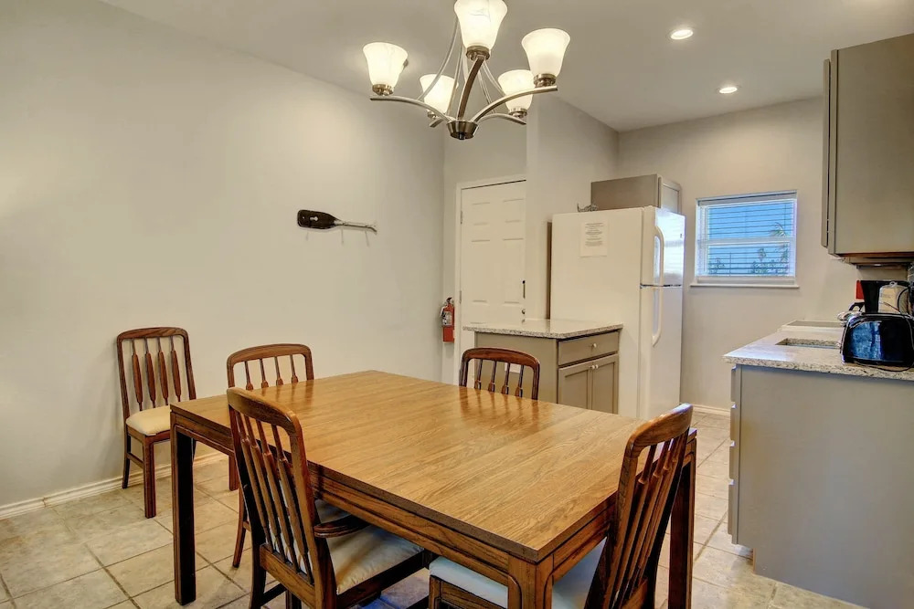 Turtle's Pace Siv5 2 Bedrooms 2 Bathrooms Condo