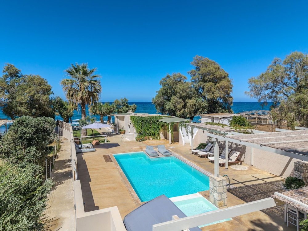 Almirikia Waterfront Villa, Near Amenities, Pool
