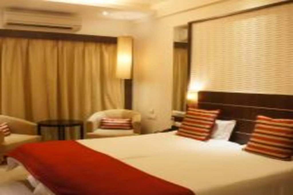 Hotel Surya Royal