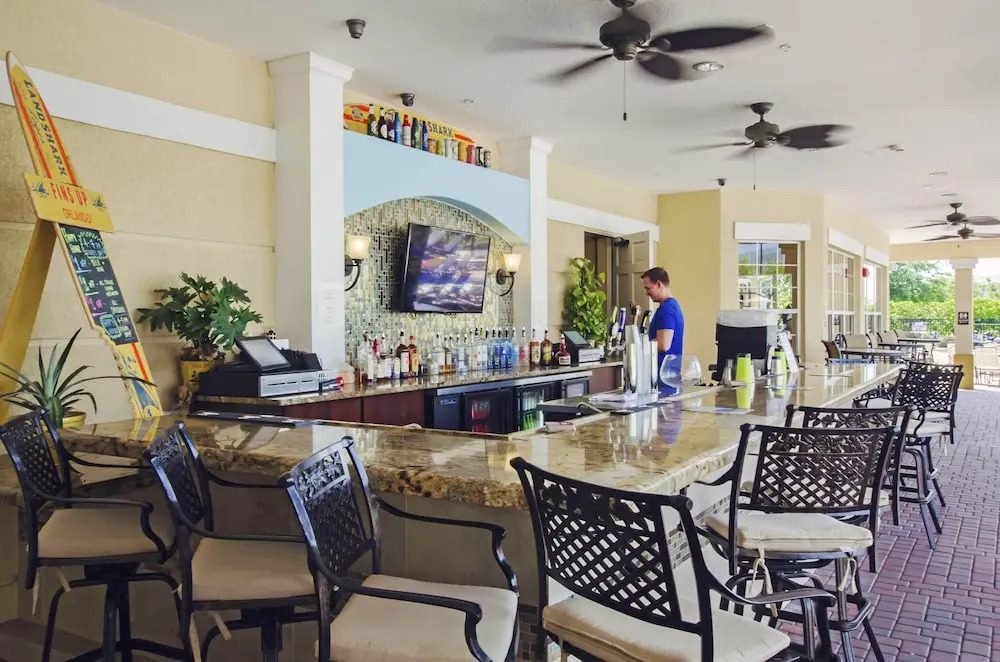Exquisite and Airy 3BD Town Home in Vista Cay With CDC Cleaning Standards #3vc075