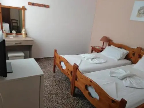 Rooms Apostolis