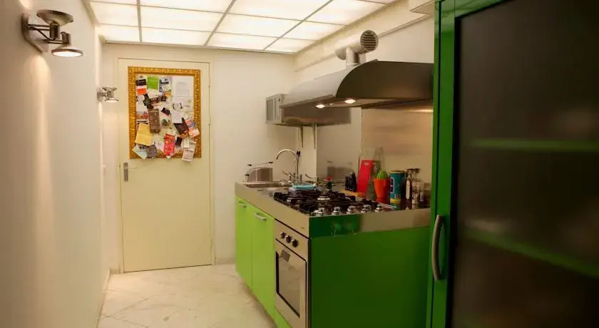 Bed & Kitchen Amsterdam
