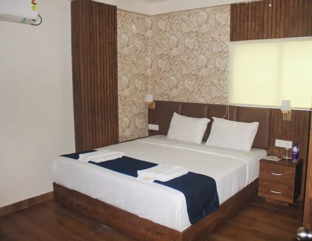 Hotel Pavitra