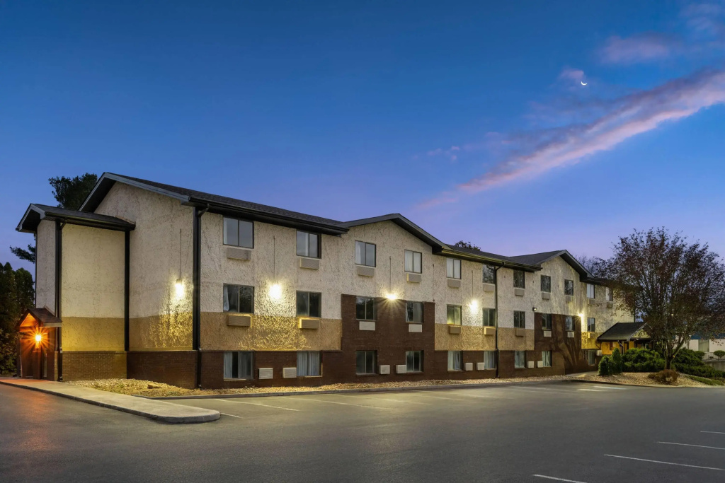 Super 8 by Wyndham Hagerstown I-70