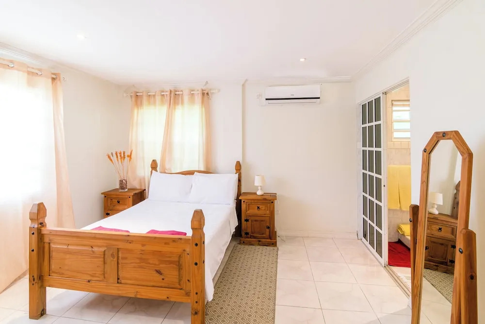 Woburn Villa Apartments