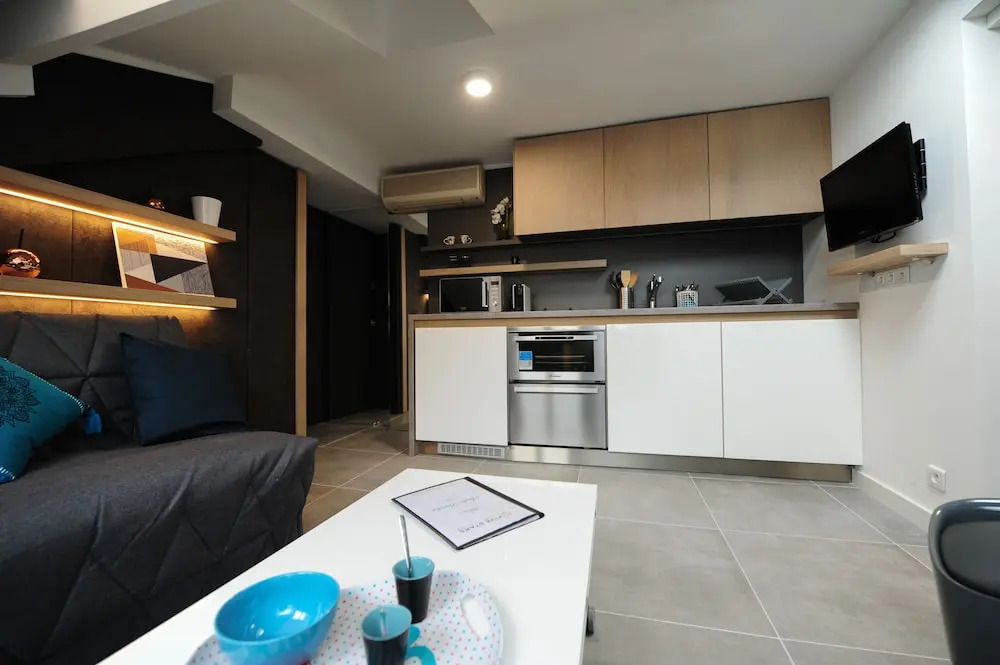 Studio Paradise Five Stars Holiday House