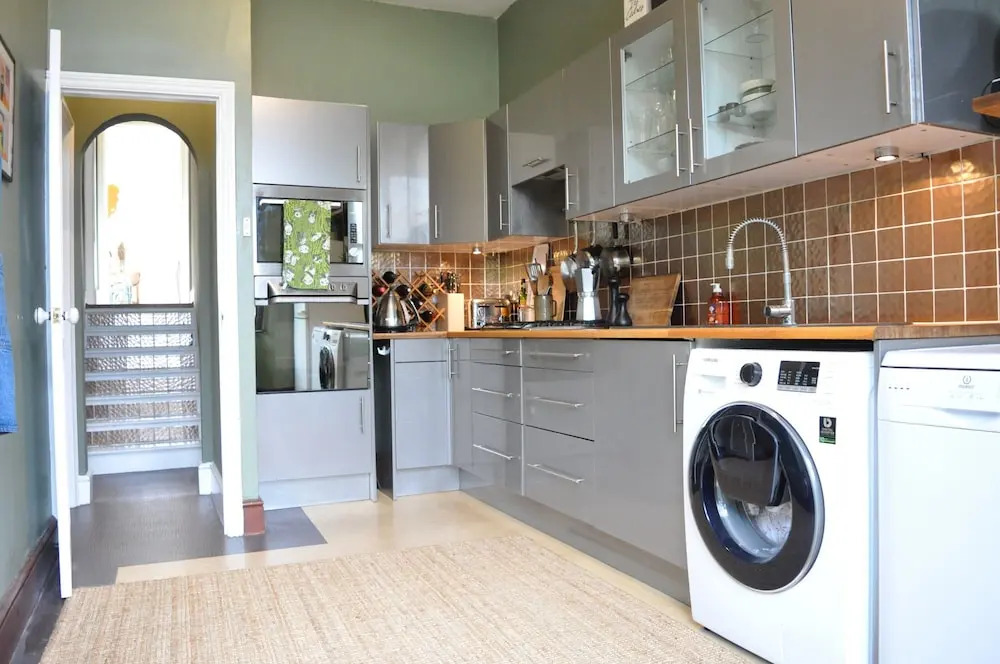 2 Bedroom Flat With Garden in New Cross