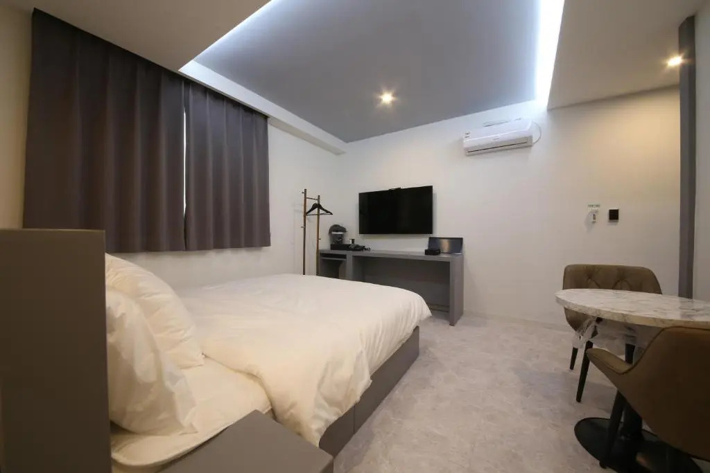Sloth Hotel Busan Seomyeon