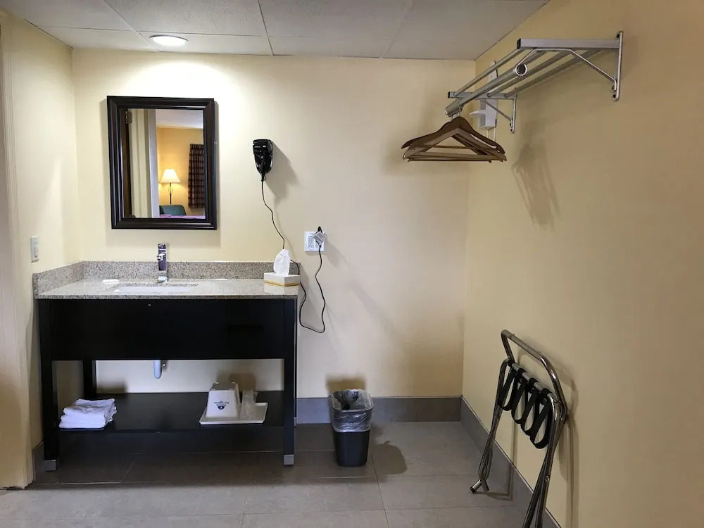 Americas Best Value Inn Ronks