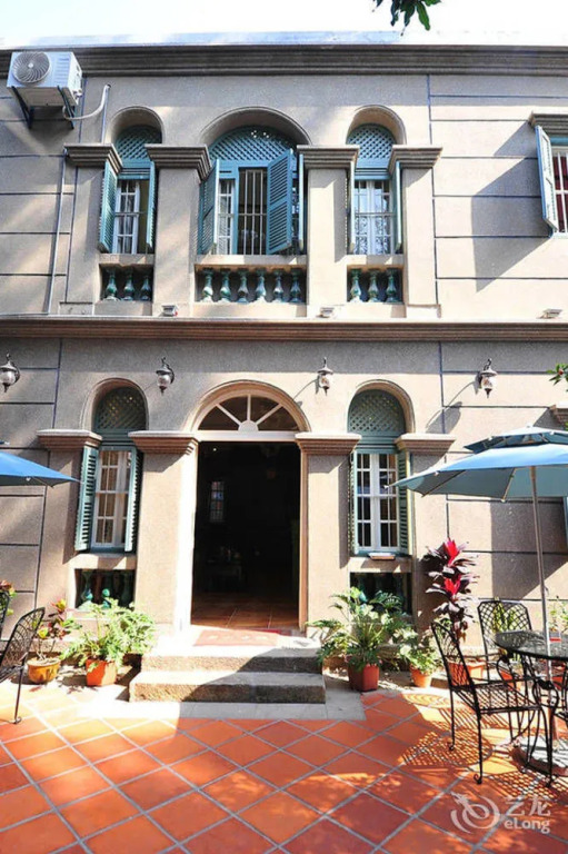 Delinyuan Hotel