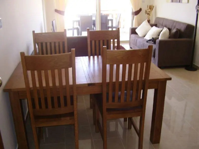 Samantha Apartment