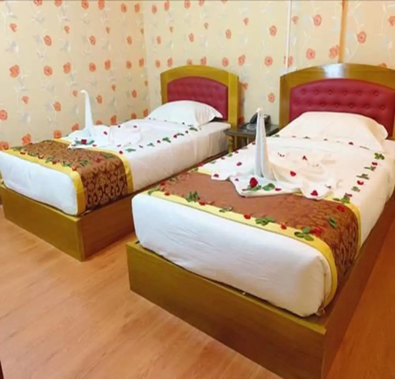 C & Y Hotel