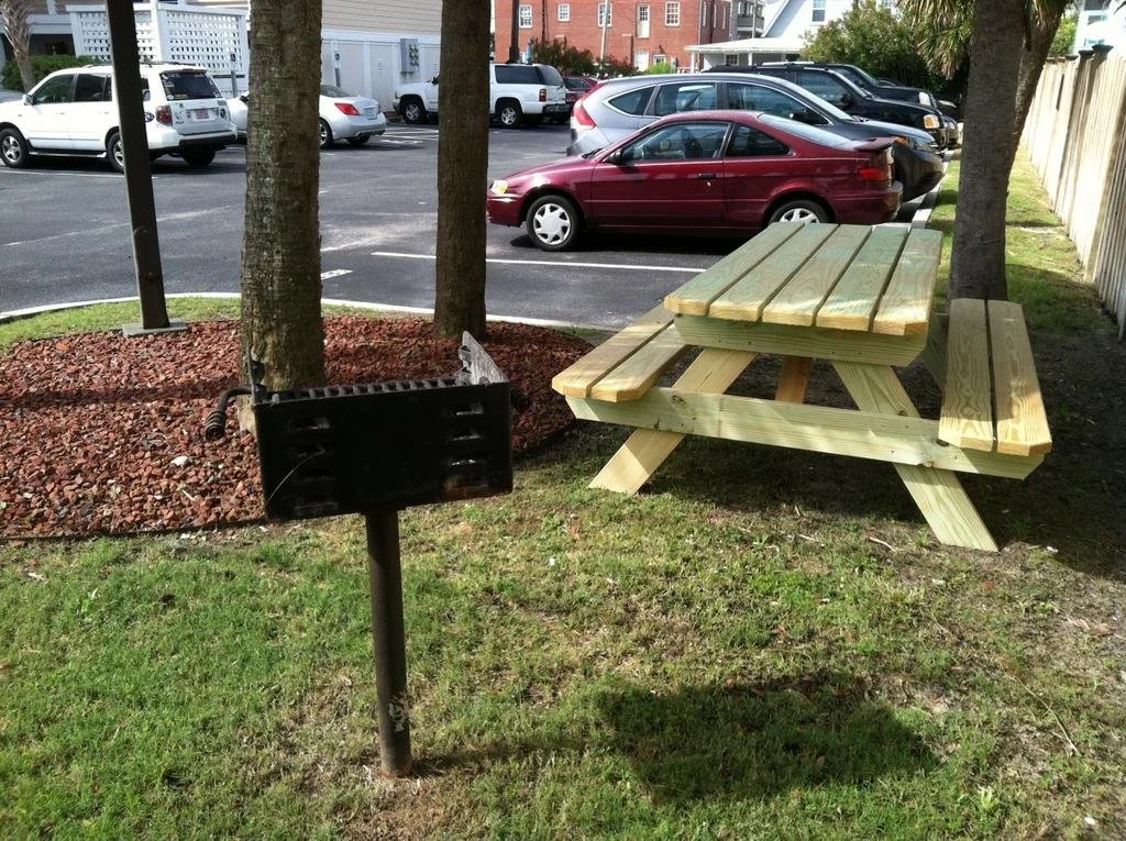Sandpeddler Inn and Suites