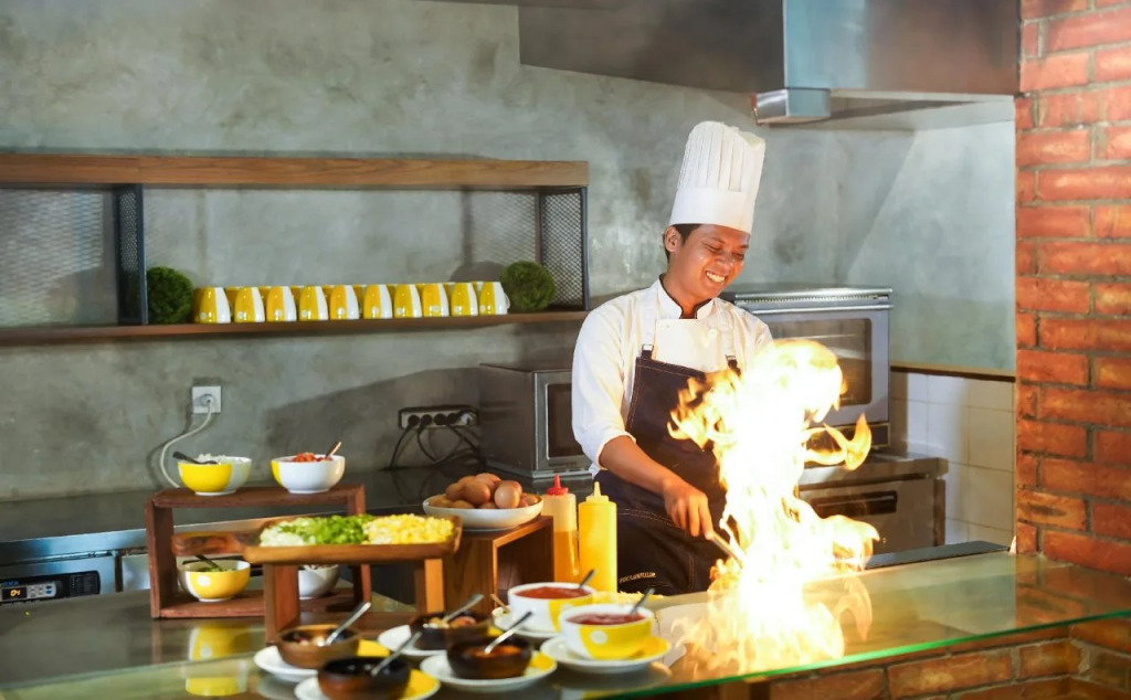 YELLO Hotel Manggarai Jakarta