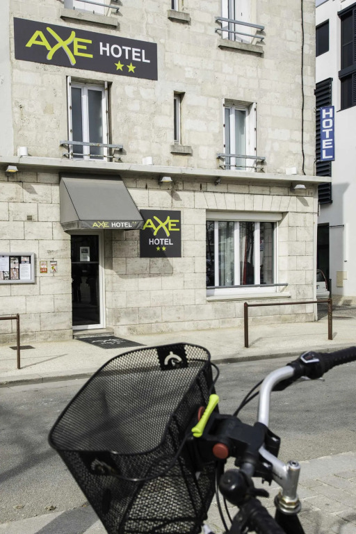 Un Hotel sur le Port