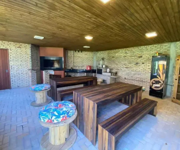 Loft 207 com vista para a piscina e Farol