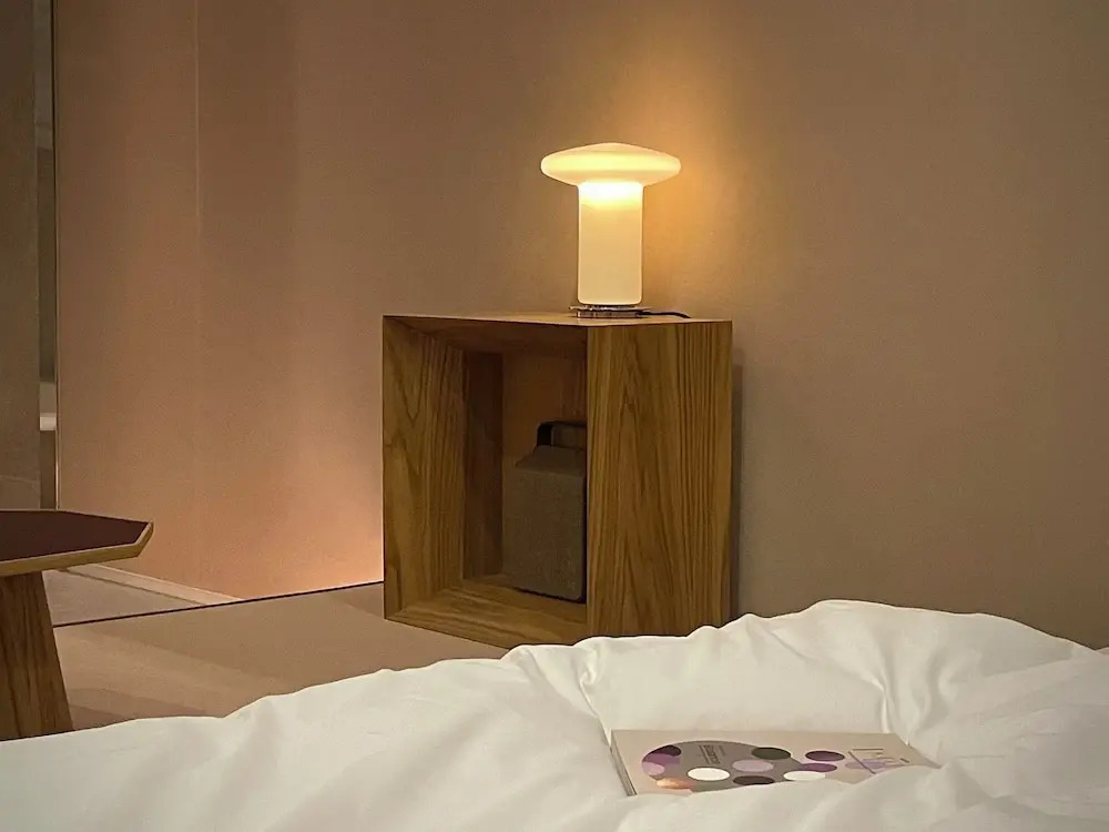 PBr7 Hotel Unusual Stay