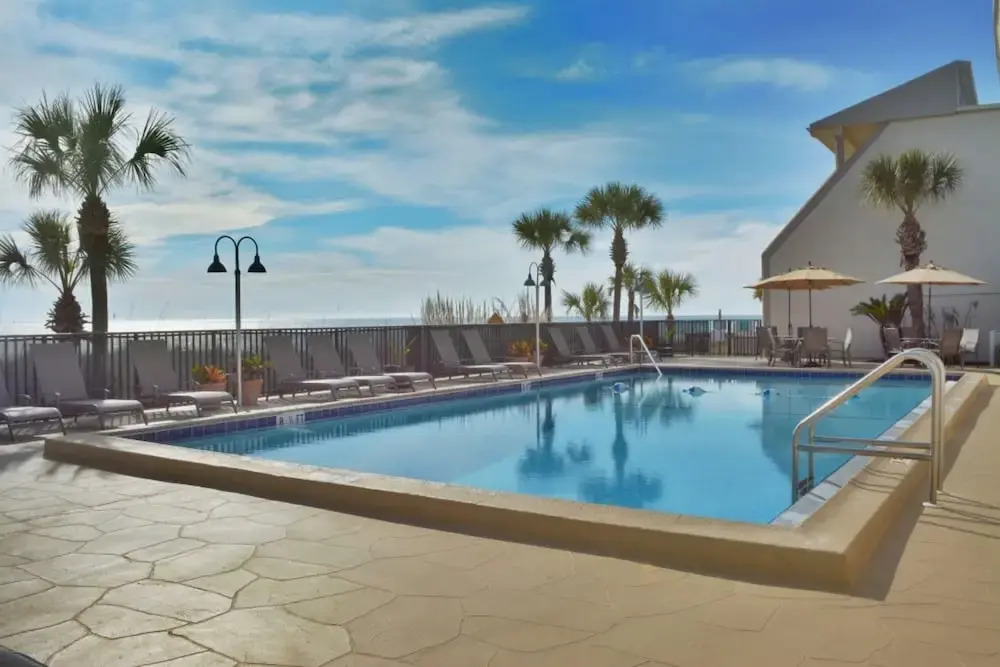Shores Townhouse by Forehand Rentals