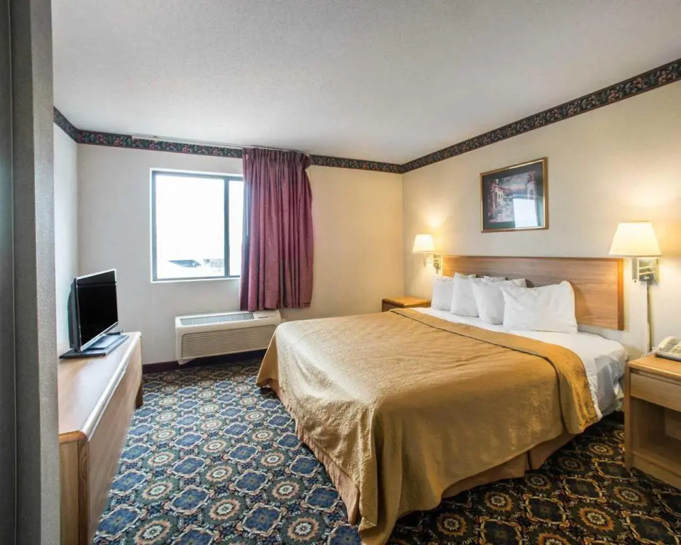 Quality Inn & Suites Caseyville - St Louis